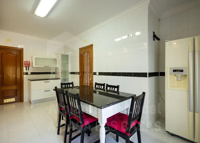 Nyaraló Lina's House By Acasadascasas Ericeira